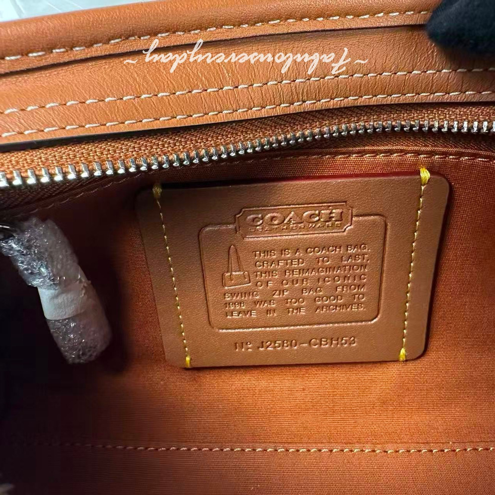 Coach Swing Zip Bag 20 Crystal Signature Jacquard Silver/Burnished Amber CBH53 - Picture 10 of 10